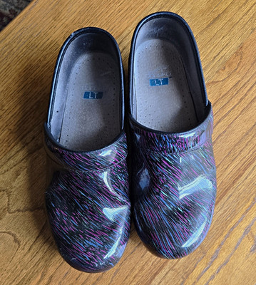 Dansko Professional Women s Leather Clogs Slip Resistant EU 39 US 8.5