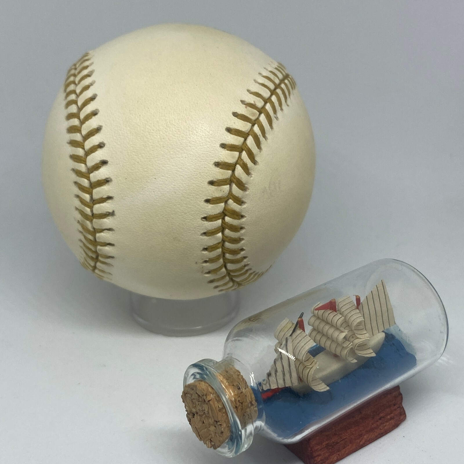 Rawlings Official 1992 Limited Edition Gold Glove Logo Baseball