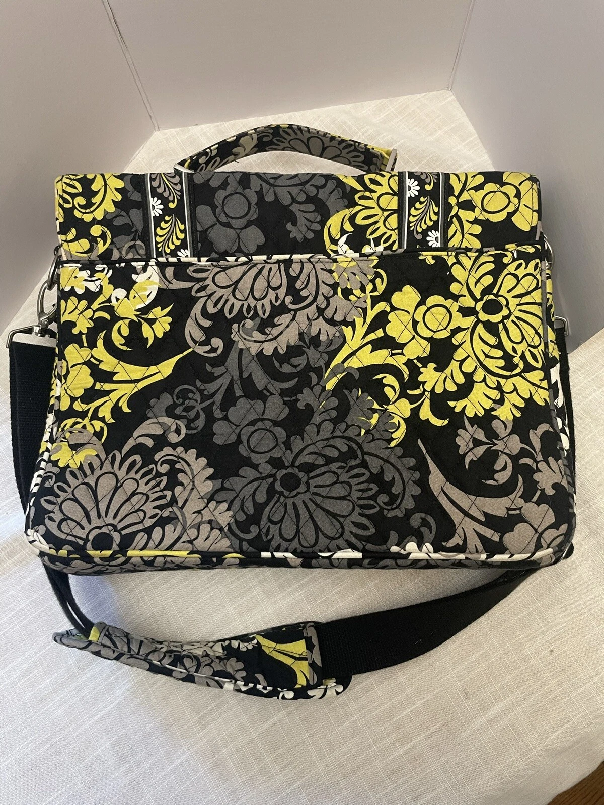 Valigetta attaccata VERA BRADLEY Work Essentials barocco nero giallo grigio