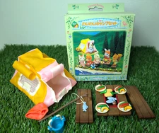 Sylvanian Families Calico Critters Waiwai Camping Set (2000) -Retired & Rare-