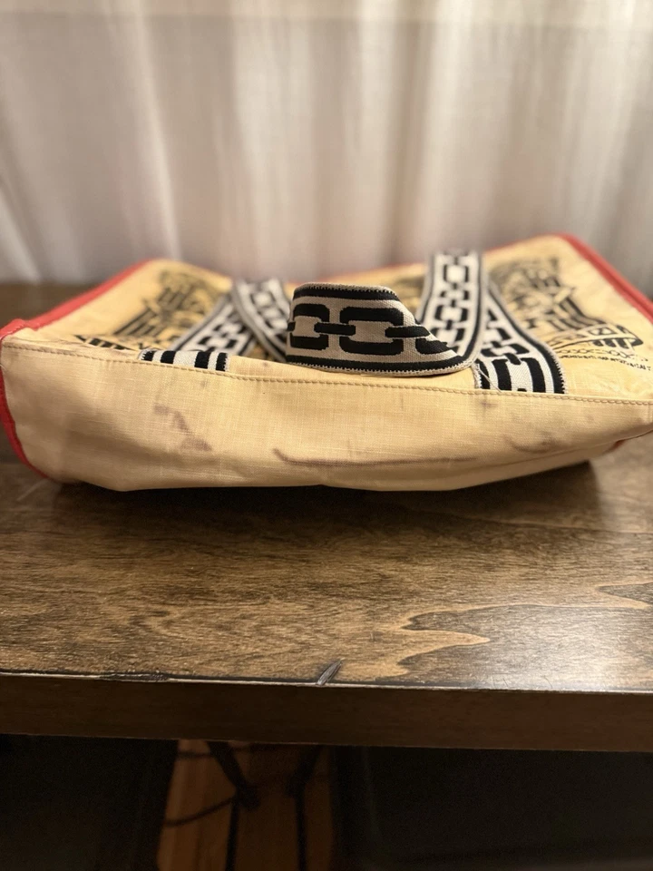 Bolso de Mano Fendi, Bolso Fendi 1925, Bolso de Lona Fendi Heritage, Bolso de Mano Fendi Italia Foto 3 de 4