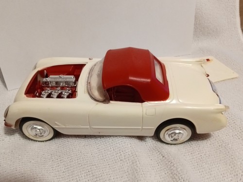 Monogramma 53 Corvette 1982 Vintage Scala 1:24 Modellino Costruito Restauro Ricostruzione Espositore - Foto 9 di 10