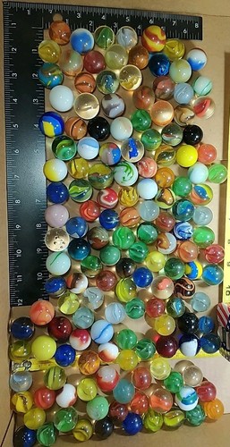 VINTAGE SHOOTER BOULDER MARBLES LOT ESTATE FIND OLD GROUP ALL KINDS Machine made