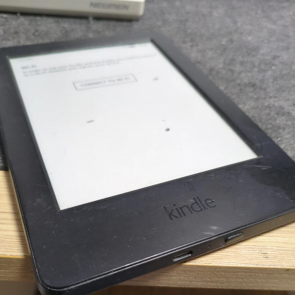 Amazon Kindle 7th Generation - WP63GW - Black - eBook reader / eReader - Image 2 of 3