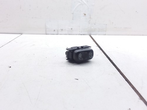 MERCEDES-BENZ M W163 Schalter sitzheizung 1638200210 2.7 Diesel 120kw 31249732