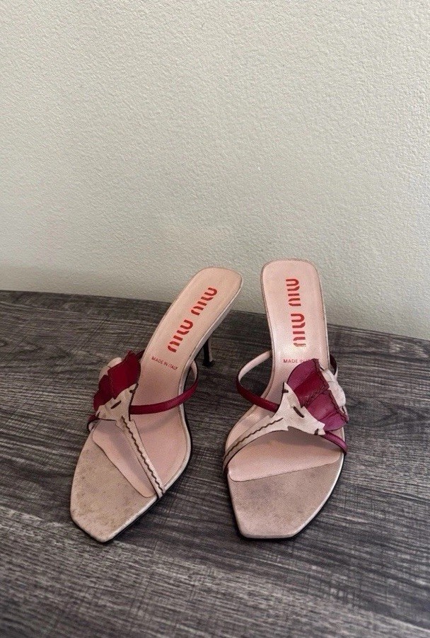 MIU MIU Vintage Leather Kitten Heels Sandals – Made in Italy