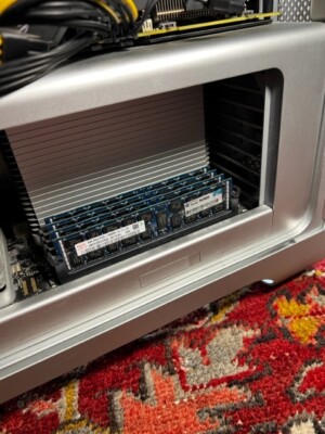 Apple A1289 Mac Pro Fast Server Desktop Radeon RX Vega 64 GB DDR