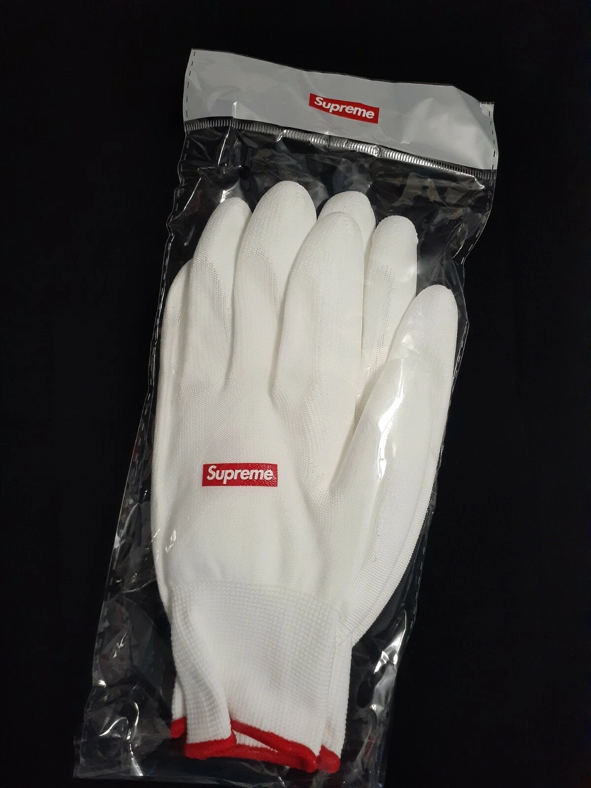 Supreme FW20 White Rubberized Gloves   IN HAND * NEW AUTHENTIC