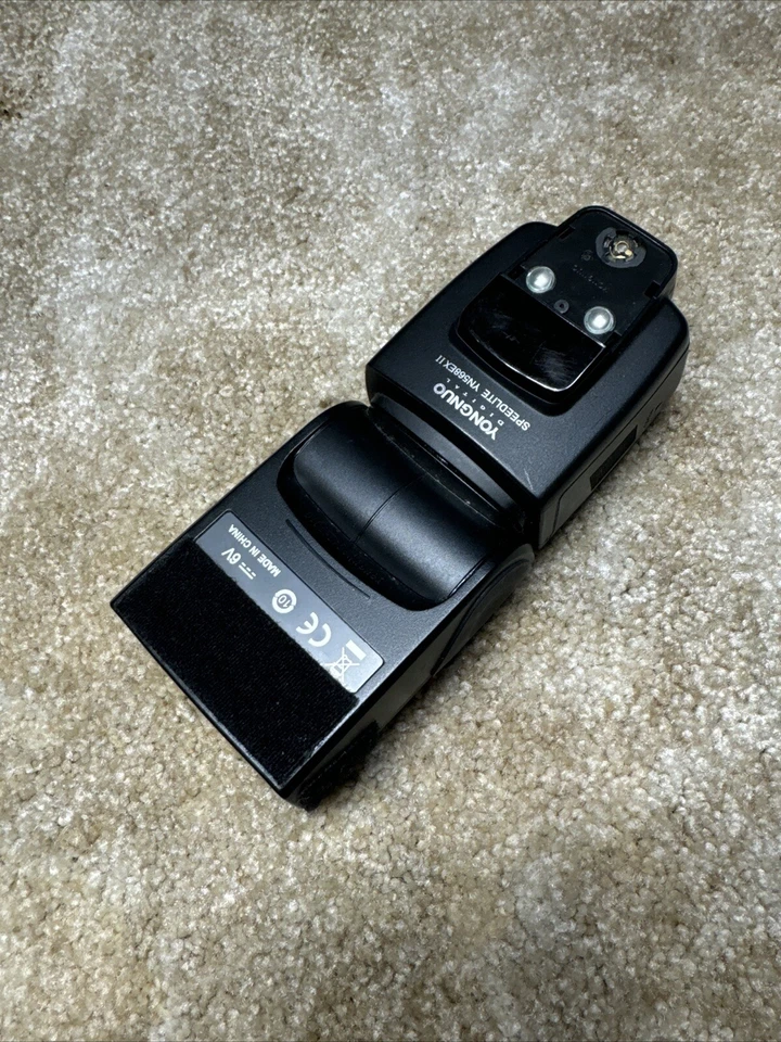 YONGNUO Yn-568 EX II TTL Flash Speedlite With High Speed Sync for Canon UNTESTED - Image 4 of 4