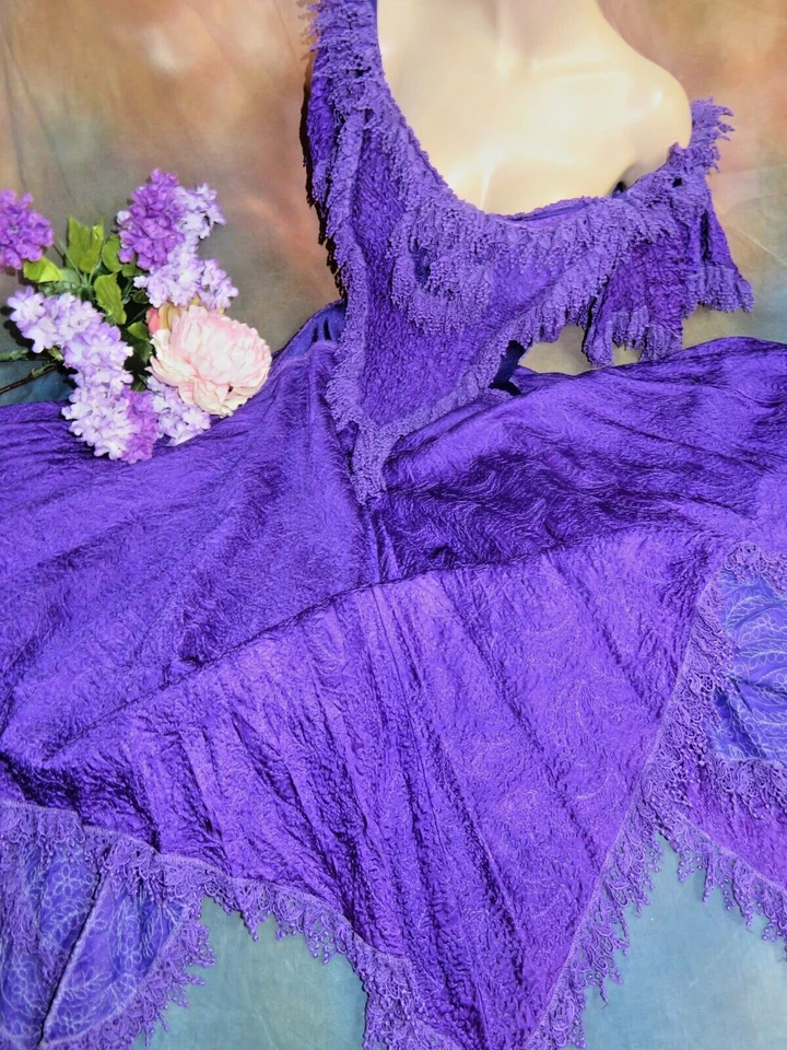 Couture Dress Carole Lee London Gallery Wearable Art Purple crinkle Silk corset - Image 4 of 4