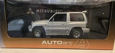 1/18 Autoart 1998 Mitsubishi Pajero Silver Diecast **READ**