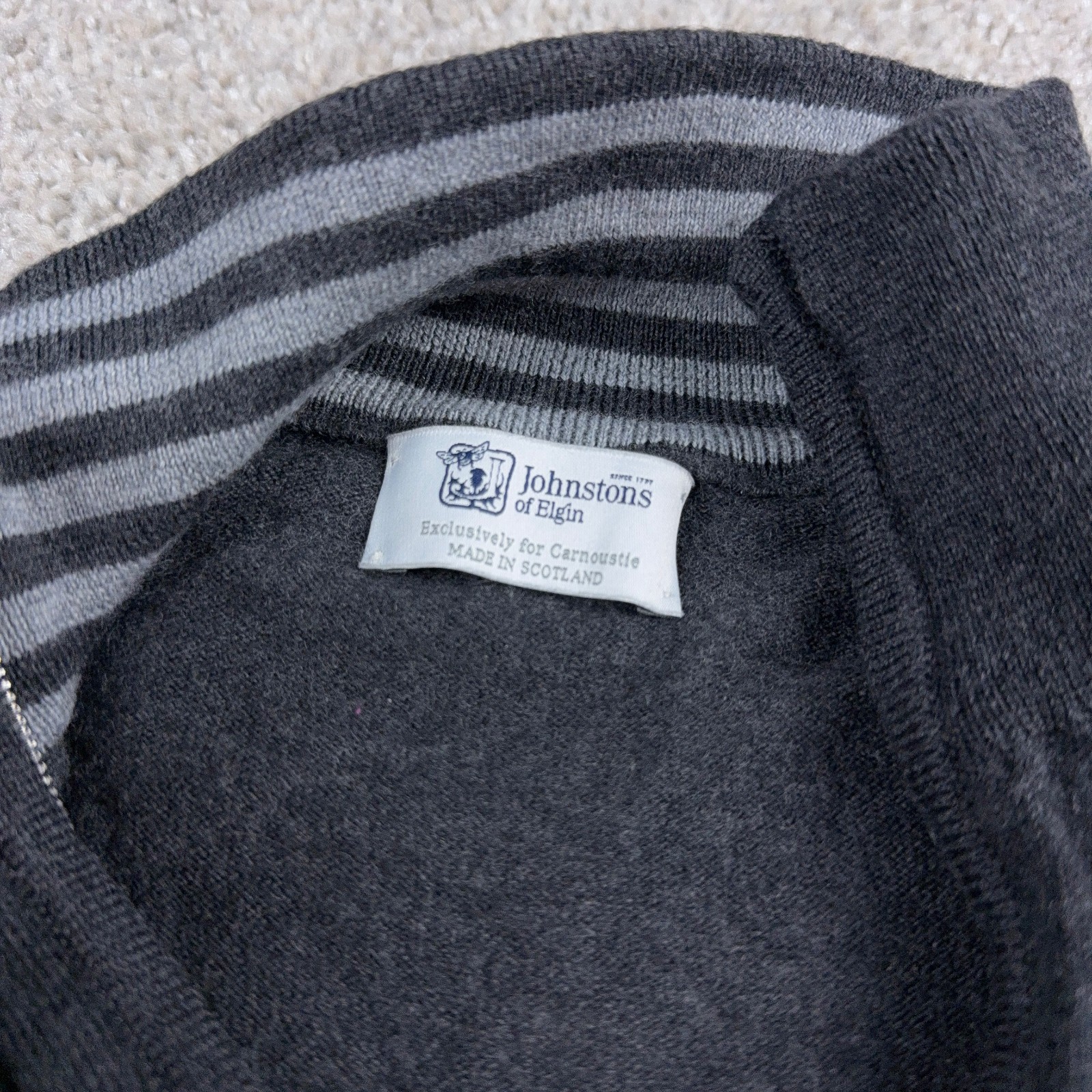 Johnston Of Elgin Sweater Womens Medium 40 Gray Wool Pullover 1/4 Zip Preppy image 3