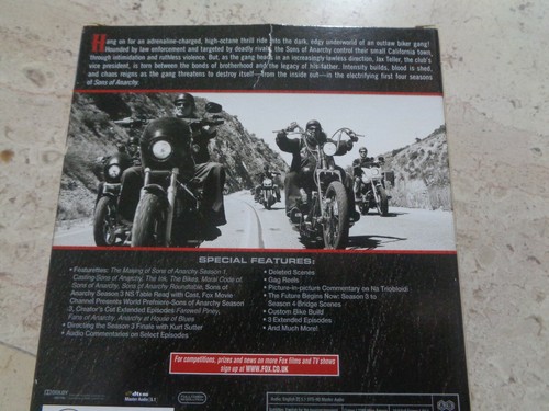 SONS OF ANARCHY Season 1-4 Blu-ray Three Season BOXSET Charlie Hunnam - Picture 3 of 8