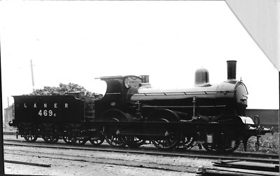 LNER - EX GREAT EAST - E4 2-4-0 - 469E - VINTAGE BILD - L4970