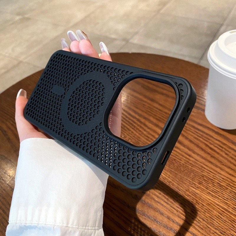 For vivo iQOO 15 Magnetic Heat Dissipation Breathable Protective