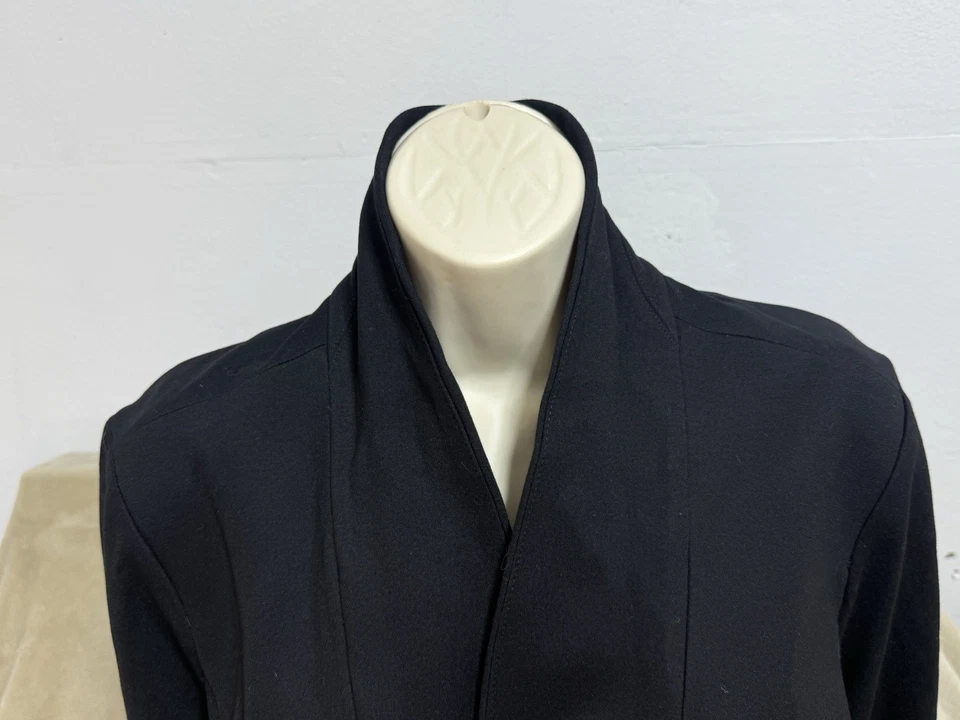 Blazer Studio By Torrid para mujer 1 ponte elástico Uptown Peplum manga larga negro Foto 4 de 4