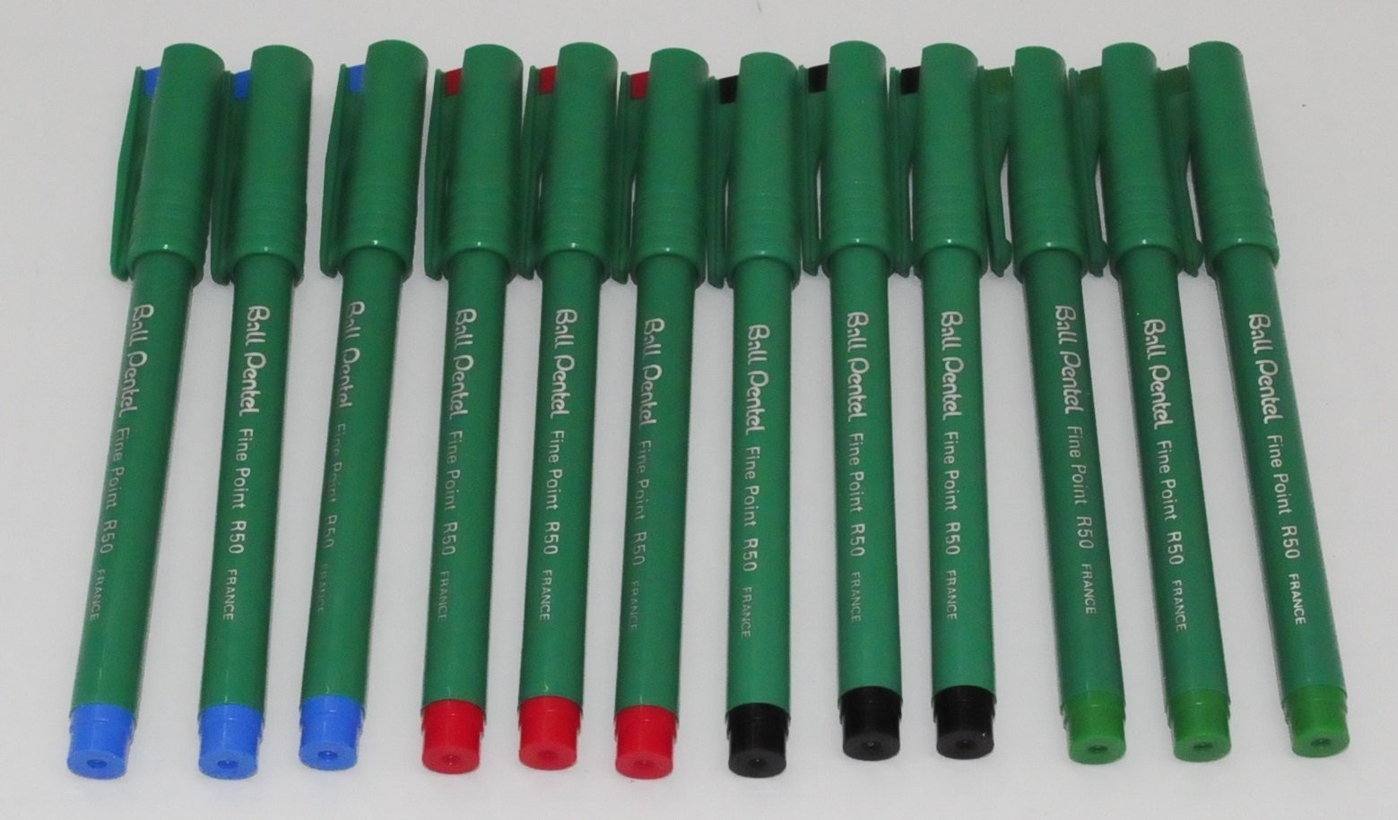 Lot de stylos Ball R50 fournitures de bureau roller écriture
