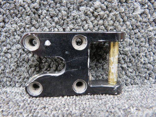 36169-003 Cirrus Vision Jet SF50 Seat Base Floor Fitting