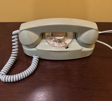 Stromberg Carlson VTG Turquoise Aqua Blue Rotary The Petite Phone . Untested