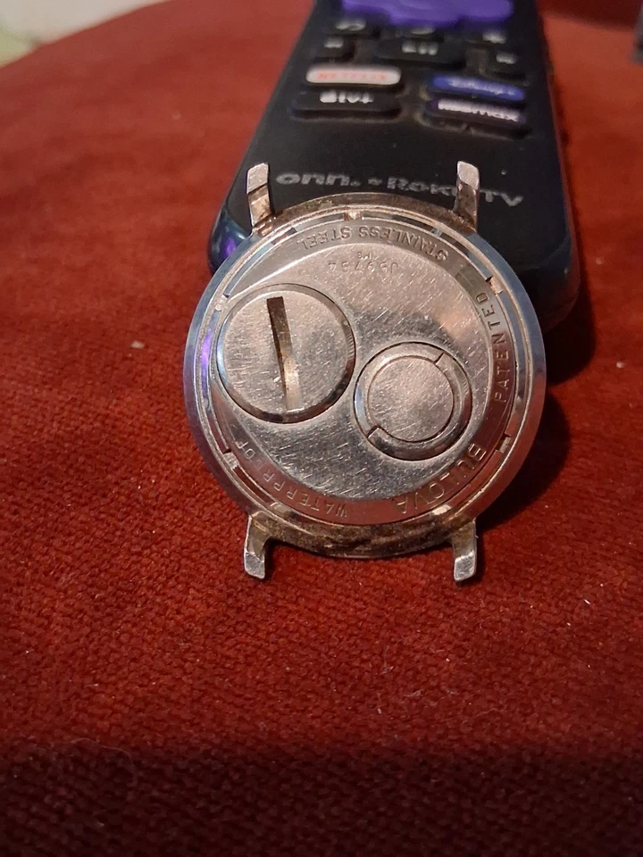 Bulova Sunburst Dail Accutron 214 M5 1965 de colección para hombre solo necesita banda Foto 2 de 4