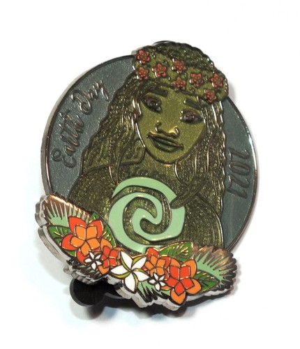 Disney Pin Trading Earth Day 2021 Moana Goddess Te Fiti Flowers Topiary Style