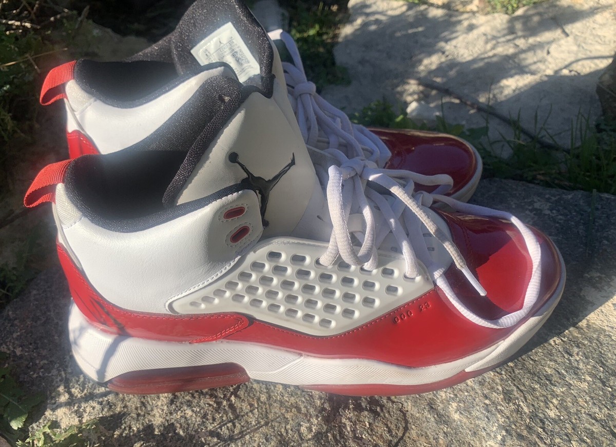 NIKE Jordan Maxin 200 White Black Red Basketball Shoes Men display picture 1