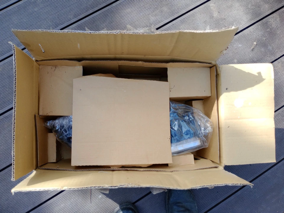 马自达 323 bal első fényszóró — 第 3/4 张图片