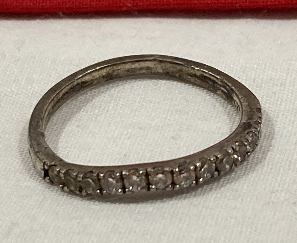 EC 925 SIGNED Sterling Silver 925 Cubic Zirconia Wavy Design Band 