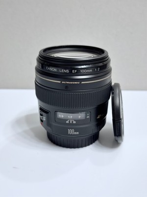 Canon EF 100mm 1:2 USM Objektiv für Canon EOS APS-C & Vollformat