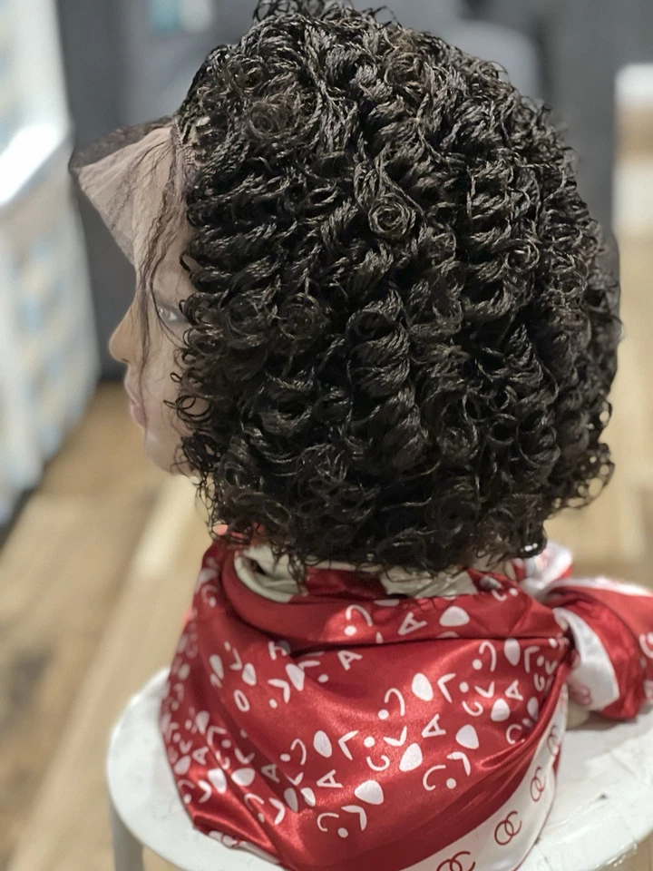 Peluca trenzada: hermosa peluca trenzada hecha a mano micro torsión hecha en una peluca de encaje completa Foto 4 de 4