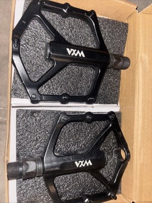 Neue WXM Aluminium Plattformpedale MTB Schwarz Flat Pedale Alu mit Pins