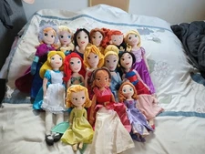 Disney Princesses Plush Dolls Lot of 13 Anna-Elsa-Ariel-Belle-Mulan-Sofia-Amber