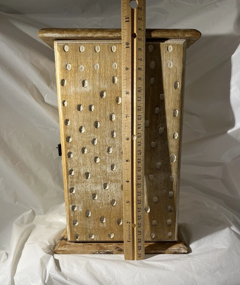 Porta llaves de gabinete de madera vintage de pie o colgante hecho en la India Foto 3 de 4