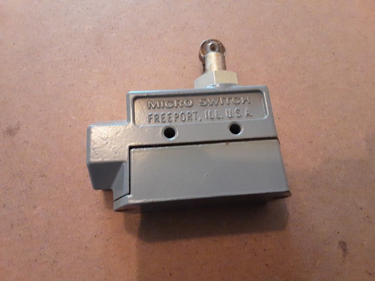Freeport IL USA Micro Switch L74 heavy duty | eBay