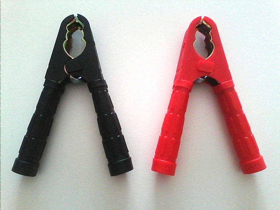 4 (2+2) PINZE PER CAVI BATTERIA AUTO MAURER 500 AH 2 COPPIE ROSSA E NERA