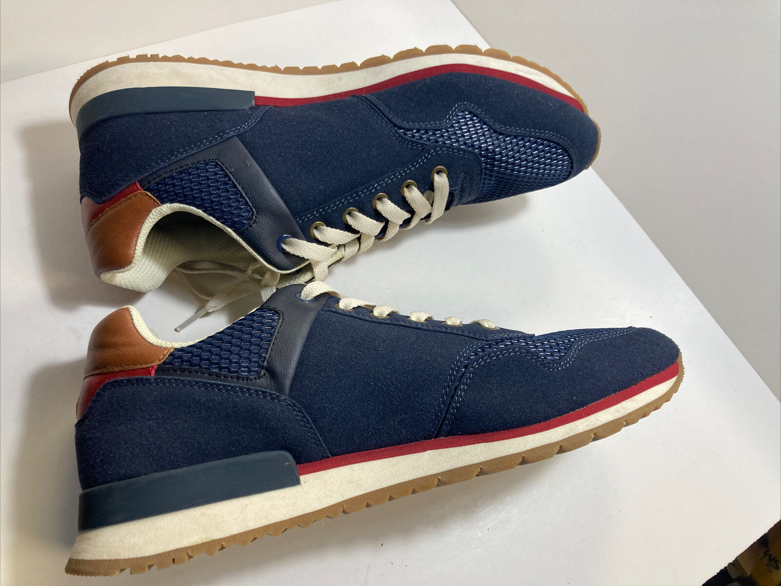 Tommy Hilfiger Logo Round Toe Sneakers in Blue for Men