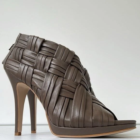 Botines Boutique 9 Ashoe de cuero tejido con jaula para mujer 8,5 M color topo punta abierta tacón alto Foto 3 de 4