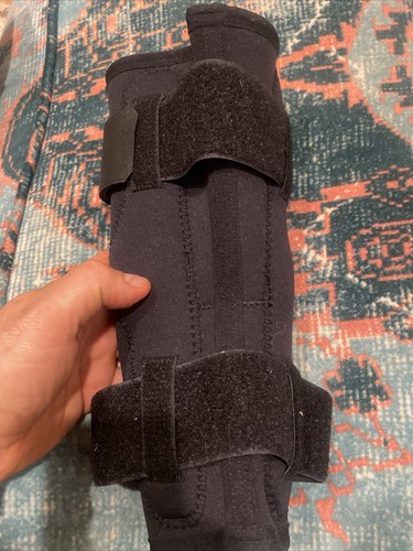 Advanced Ortho Sport Lite Knee Brace Small Model 903 - 第 3/6 張圖片