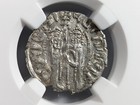 Foto 15 di 24