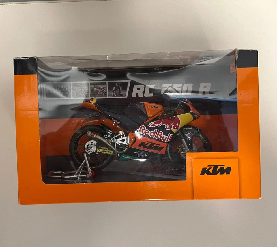 Jack Miller Moto3 1/12 Model - Immagine 3 di 3