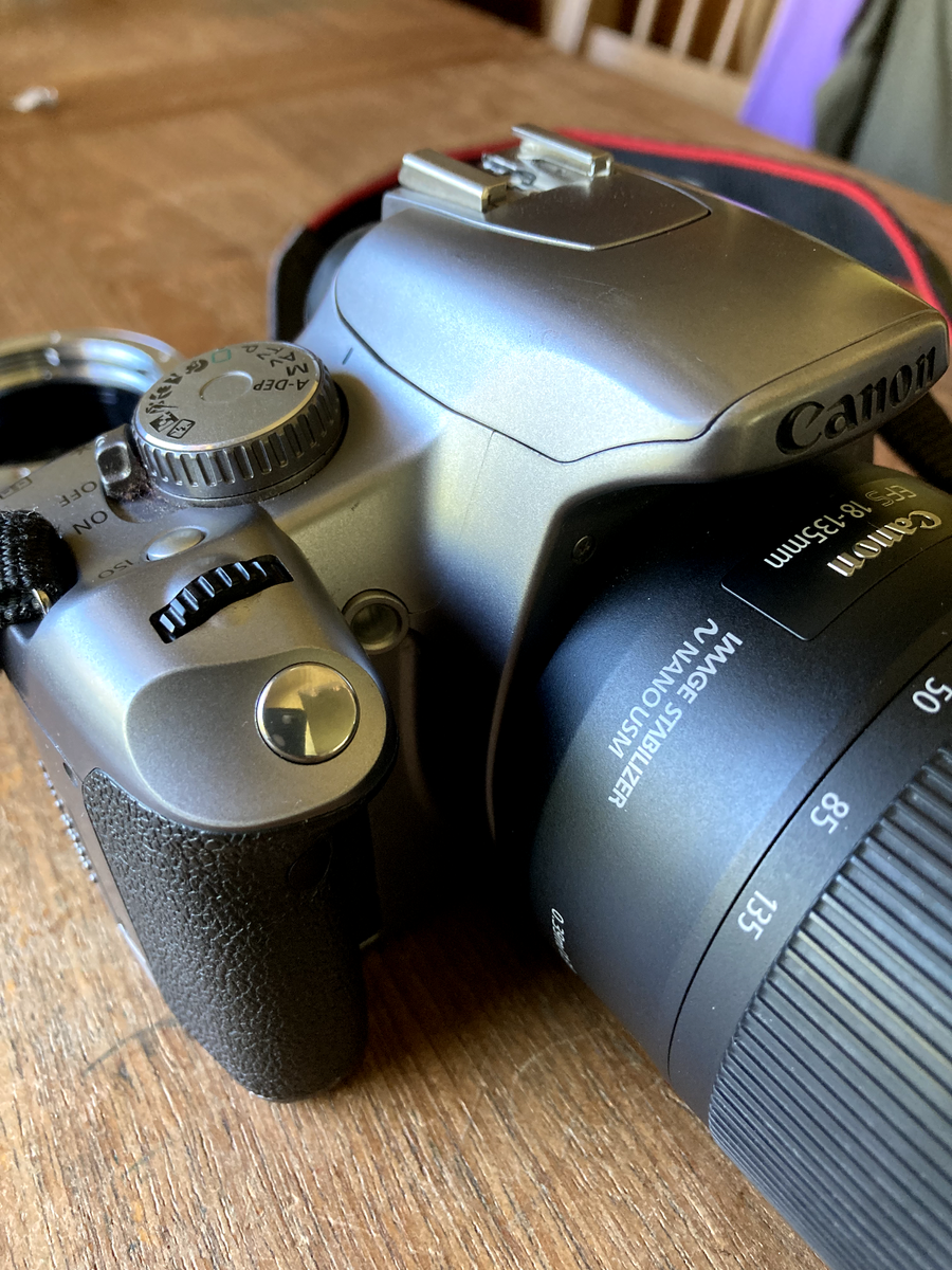 Canon DS126181 DSLR w/ EFS 18-135mm Lens | eBay