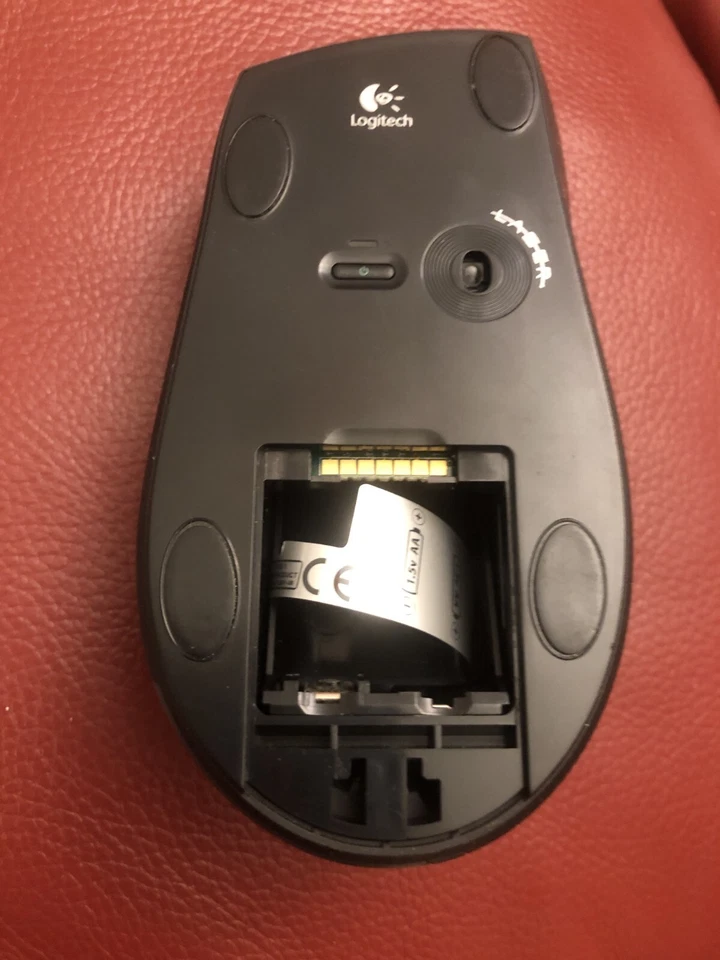 Logitech M-RAY105 MX610 Silver/Black 2.4GHz USB Wireless Laser Mouse w/ Receiver - Image 2 of 4