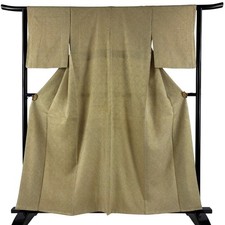Beige Kimono Fine Pattern Small Size Silk Used 155.5cm Length 62cm Sleeve