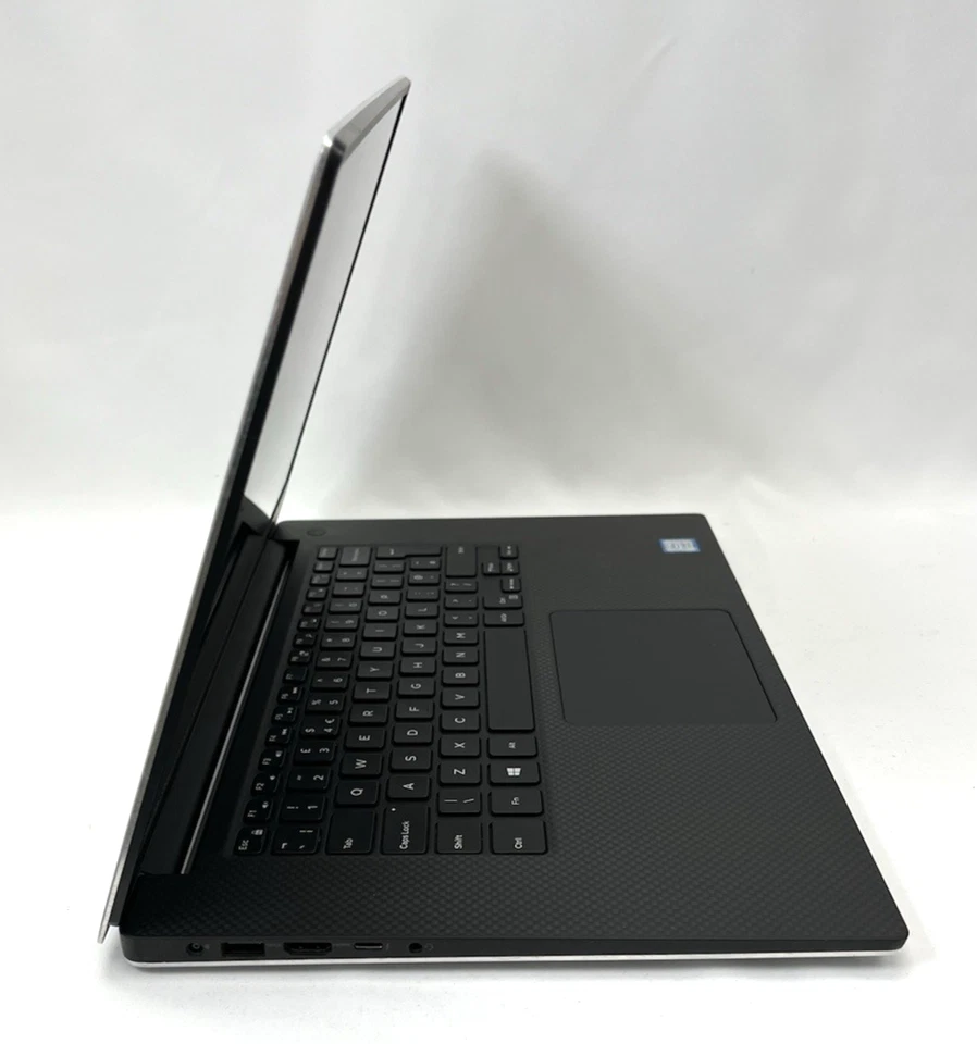 Dell XPS 15" 9560 Laptop i7-7700HQ 16GB RAM 512GB NVMe GTX 1050 POOR BATTERY - Image 2 of 4