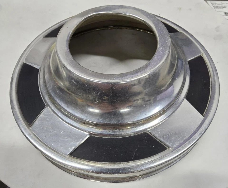 Крышка ступицы переднего колеса для тарелки для собаки 1977-1987 Chevrolet GMC 1500 4x4 - Изображение 2 из 4