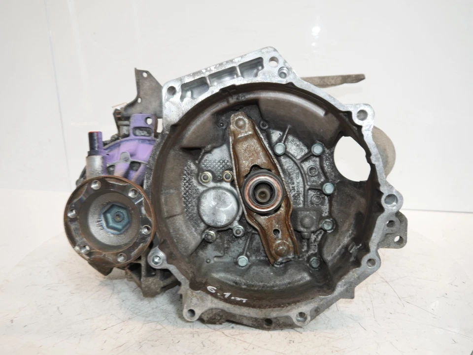 Schaltgetriebe für Audi Seat Skoda VW A3 Bora 1,9 TDi AXR GGU 5 Gang 02R300041K - Bild 1 von 4