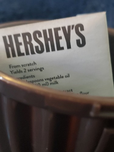 Reese's & Hershey's Lava Cake Maker Cupcake Holder with Recipe - Lot Of 2 - Picture 12 of 16