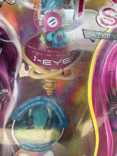 New Novi Stars Fashion Monster Alien Sila Clops Doll Light Up Eye MGA 2012 - Picture 4 of 6