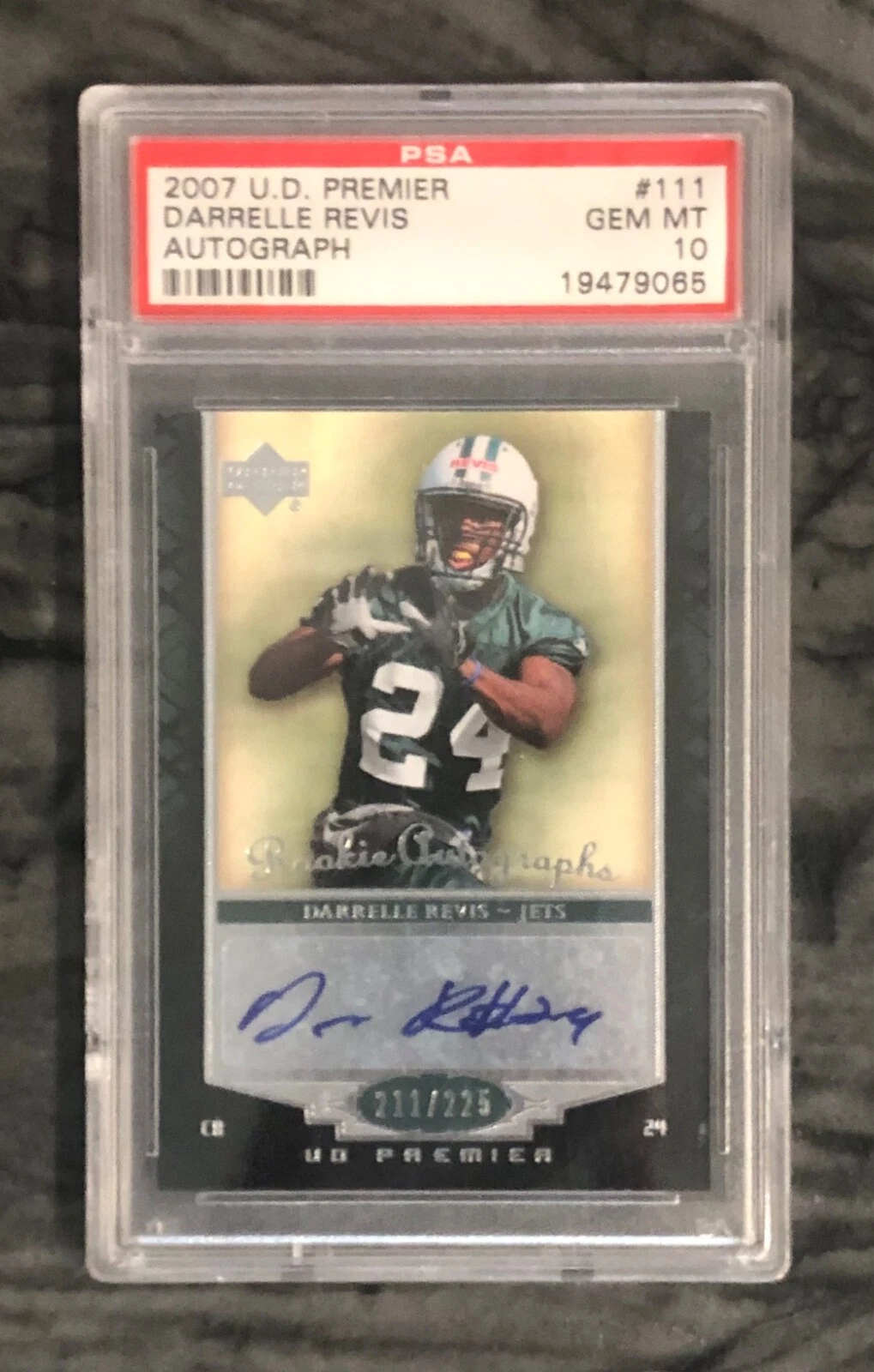 Darrelle Revis Upper Deck Premier #111 Autograph