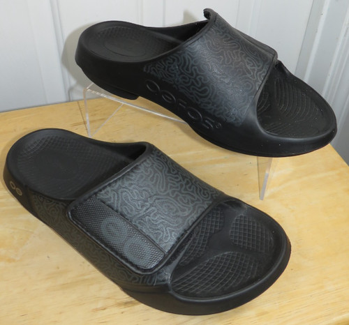 Oofos Ooahh Sport Flex Recovery Slides in 'Black Labyrinth' Men's Sz 9/Womens 11